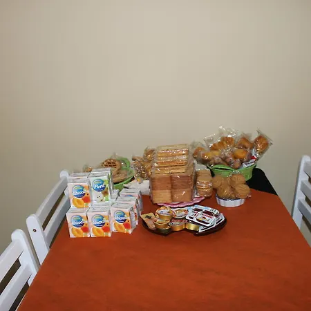 Couette-café Roge 4*